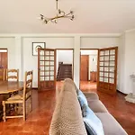 Villa, 500m From The By House And People *