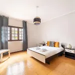 Vakantiehuis Villa, 500m From The By House And People *