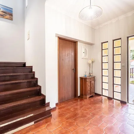 Villa, 500m From The By House And People Amorosa