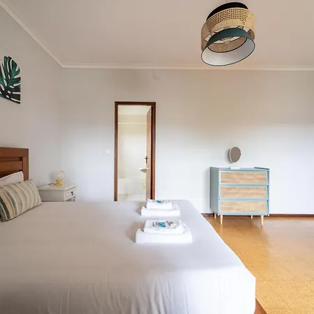 Villa, 500m From The By House And People *