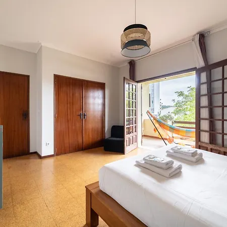 度假居 Villa, 500m From The By House And People *