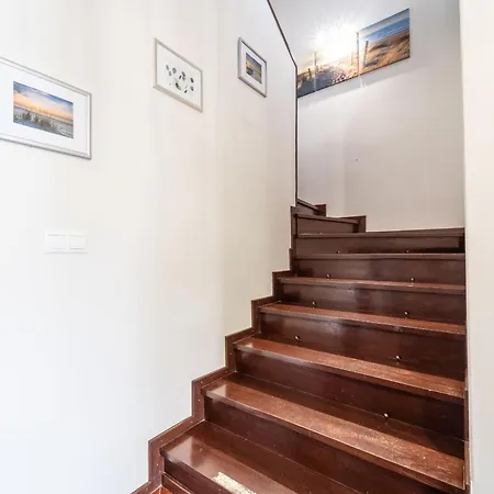 Villa, 500m From The By House And People * Amorosa