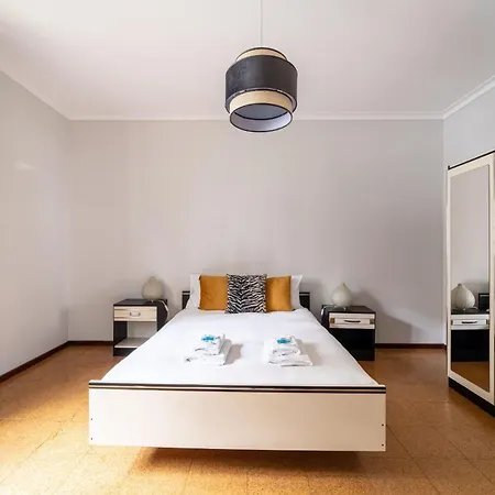 Vakantiehuis Villa, 500m From The By House And People *