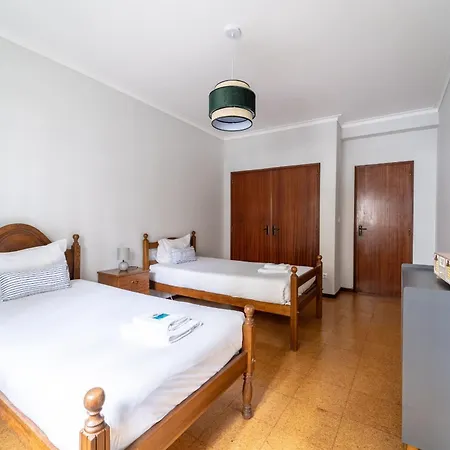 Villa, 500m From The By House And People *