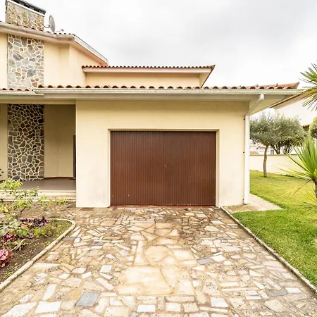 Villa, 500m From The By House And People