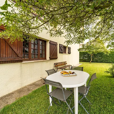 Villa, 500m From The By House And People * Amorosa