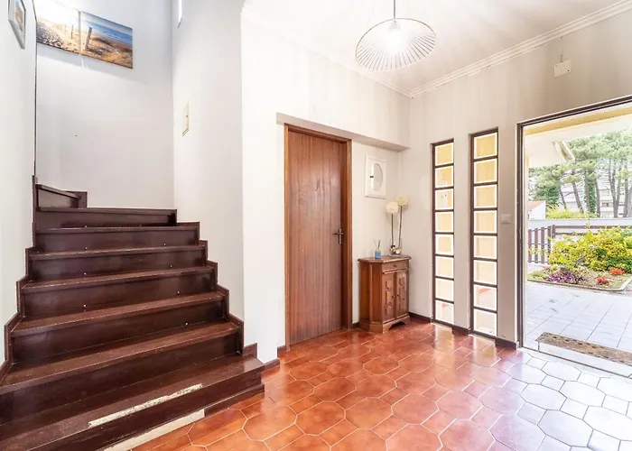 Villa, 500m From The By House And People Amorosa