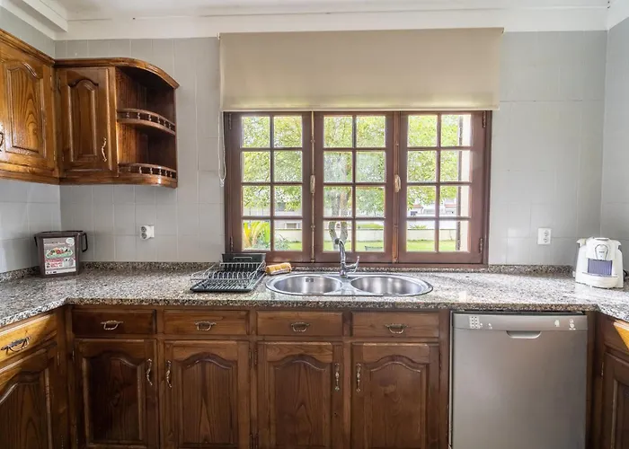 Villa, 500m From The By House And People Vakantiehuis *