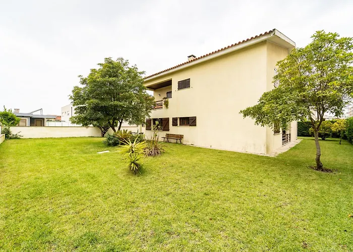 Semesterbostad Villa, 500m From The By House And People