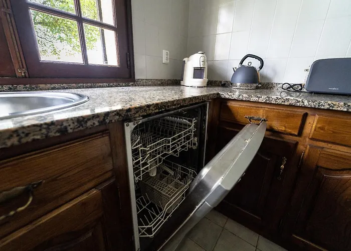 Semesterbostad Villa, 500m From The By House And People *